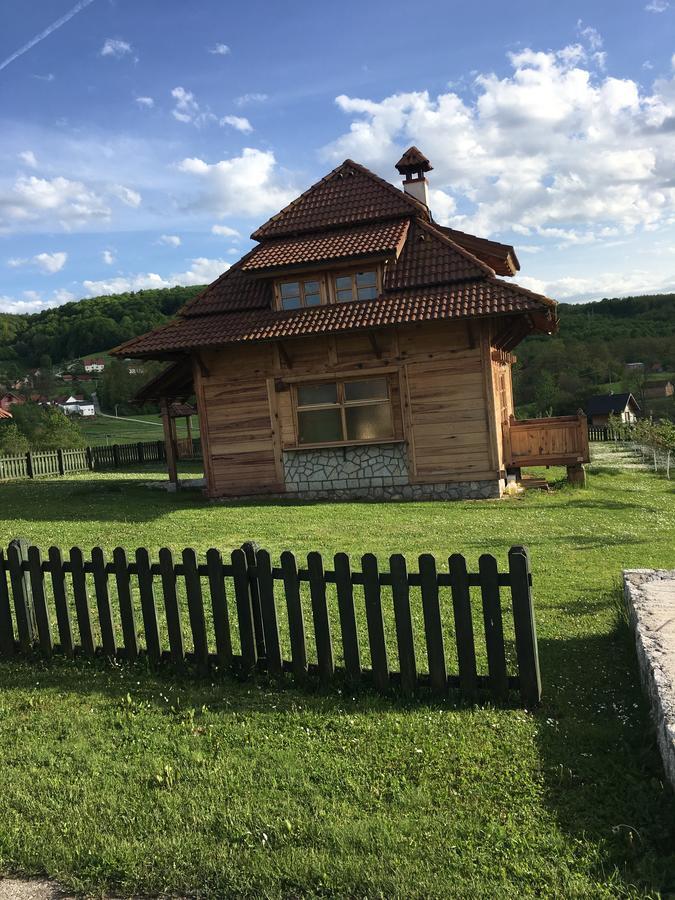Villa Nacionalna Kuca Bajo Mackat Extérieur photo