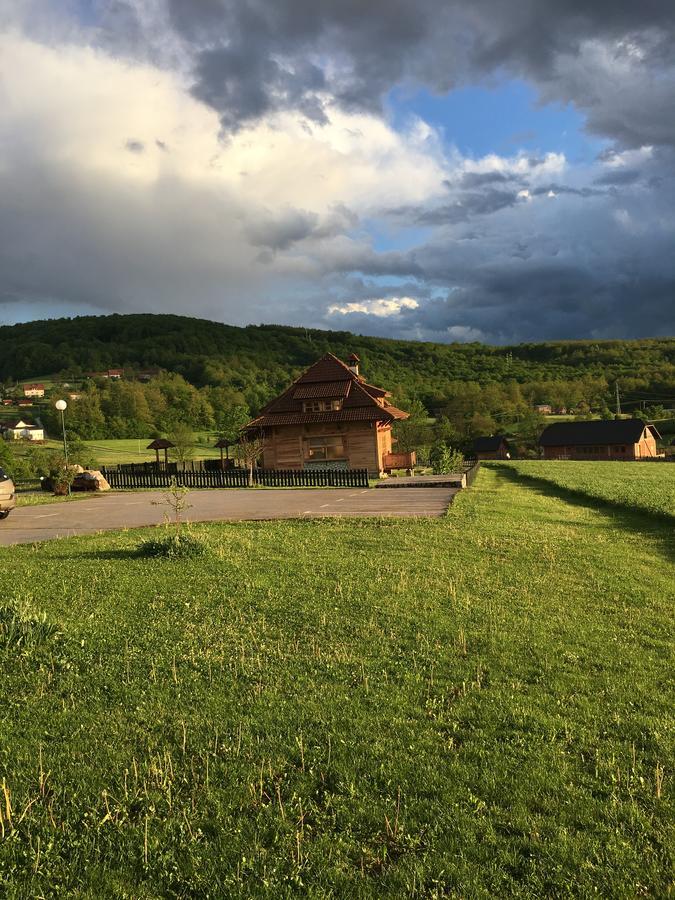 Villa Nacionalna Kuca Bajo Mackat Extérieur photo